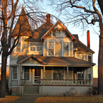 house, retro house, vintage house, old cottage house, single family house, Victorian style house, architecture photo, free stock photos, free images, royalty-free image