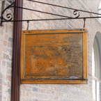 business sign, wooden sign, blank sign, store sign, old sign, vendor sign, free photo, picture, free images download, stock photography, stock images, royalty-free image