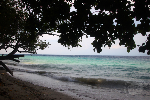 Maluku, Moluccas, Moluccan Islands, Natsepa Beach, Liang Beach, Indonesia, Southest Asia, travel, tourism, travel photo, free photo, stock photo, stock photography, free picture, royalty-free image