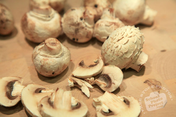 white mushroom, champignon, button mushroom, mushroom slices, vegetable photos, veggie, free stock photo, royalty-free image